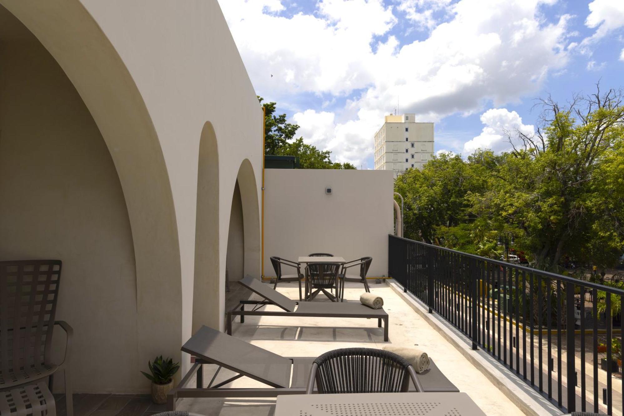 Meson Santa Lucia Hotel Mérida Buitenkant foto