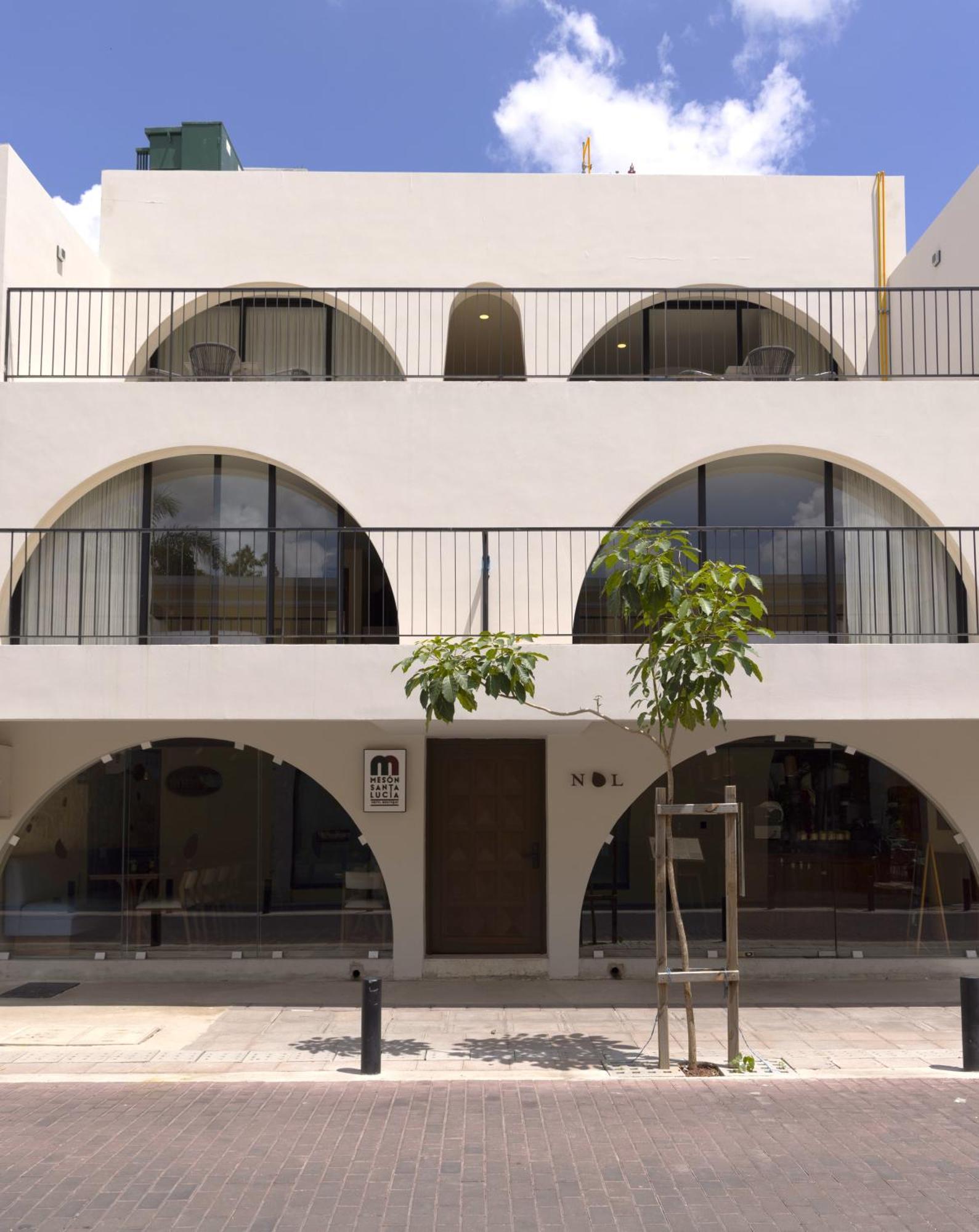 Meson Santa Lucia Hotel Mérida Buitenkant foto