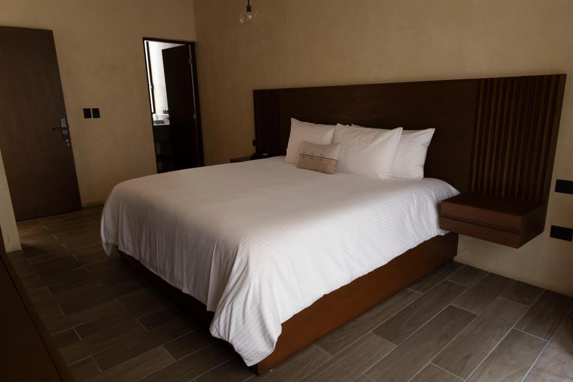 Meson Santa Lucia Hotel Mérida Buitenkant foto